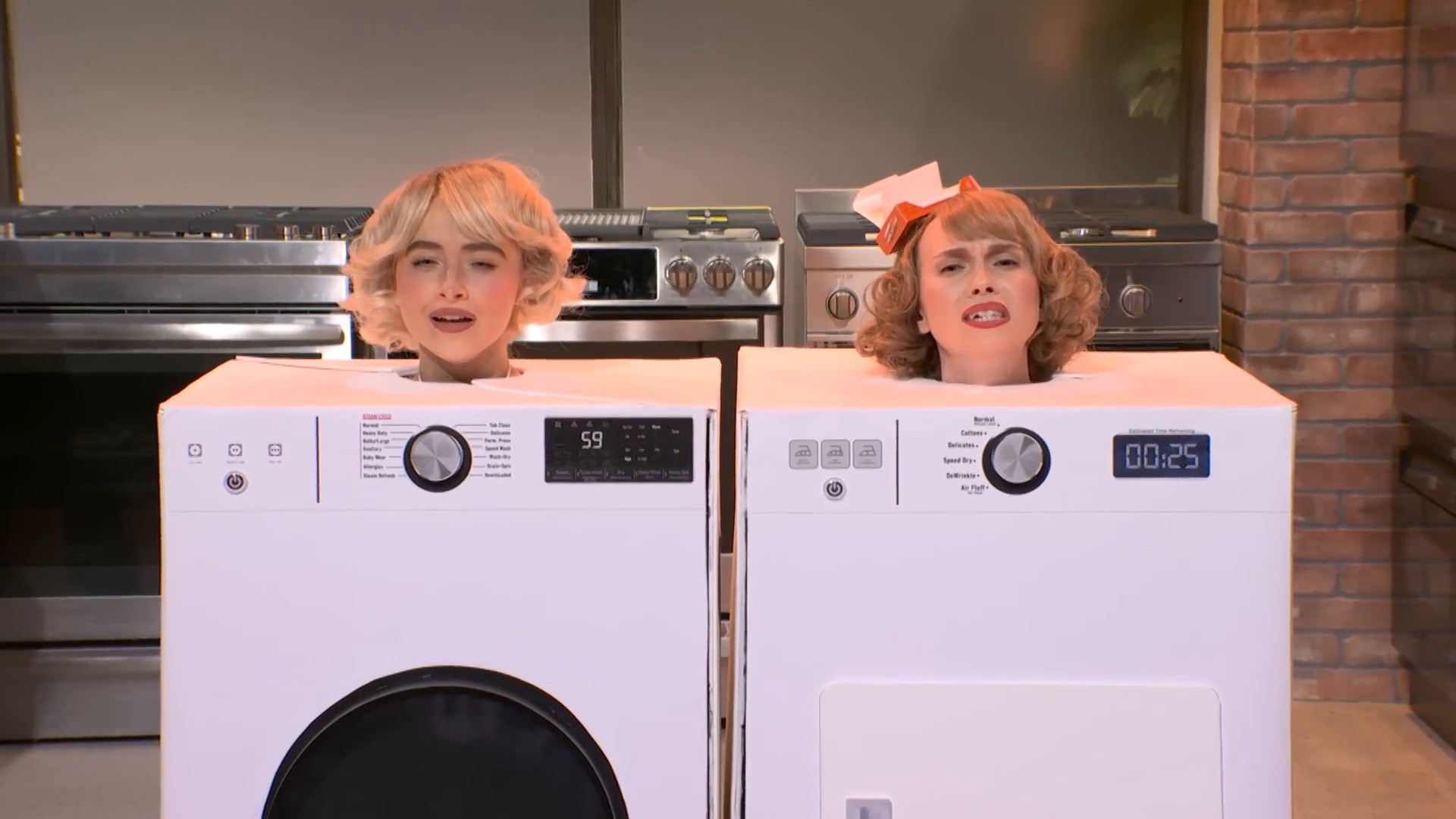 51x03-appliance-store_017.jpg 51x03-appliance-store_017.jpg