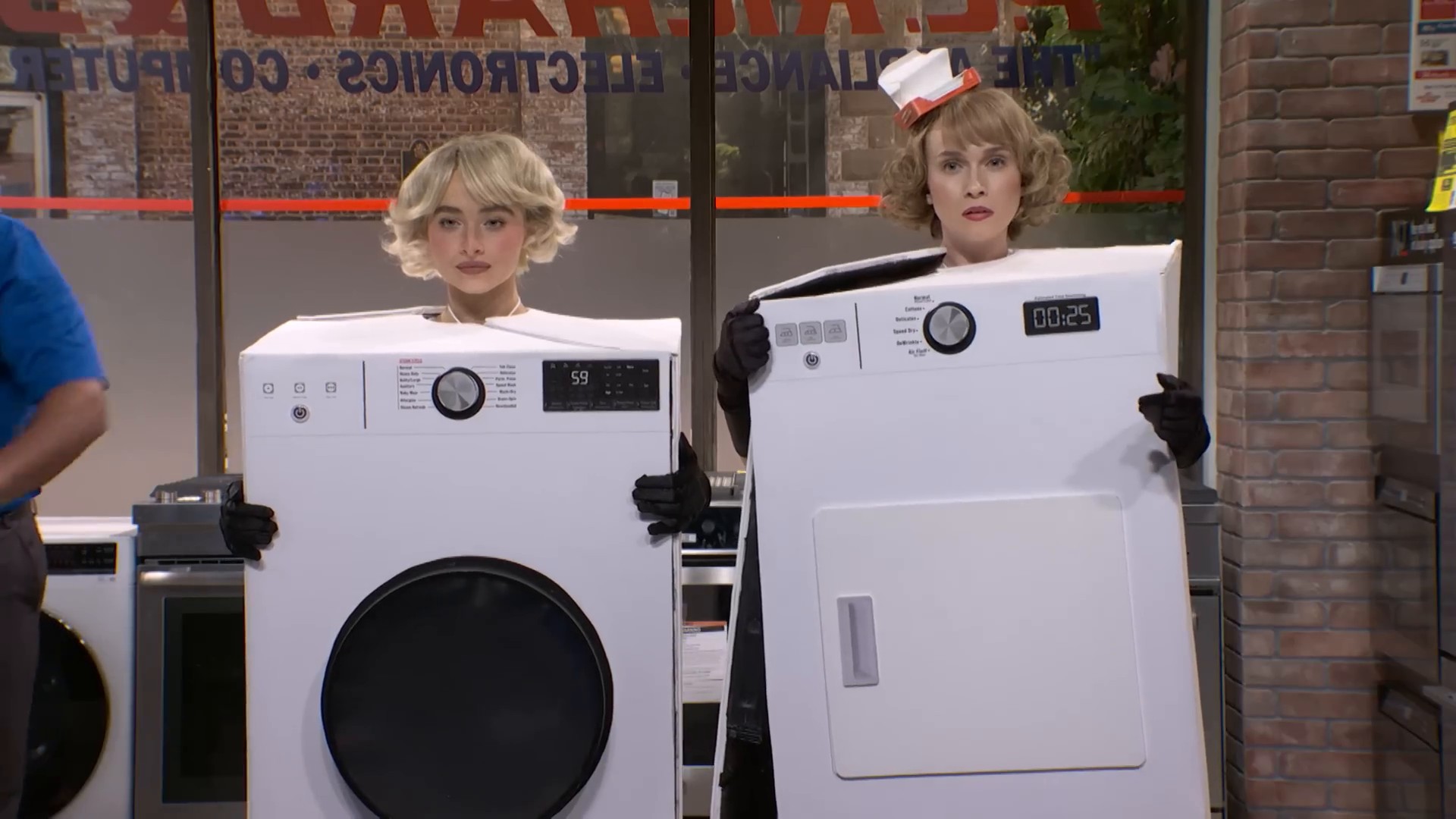 51x03-appliance-store_032.jpg 51x03-appliance-store_032.jpg