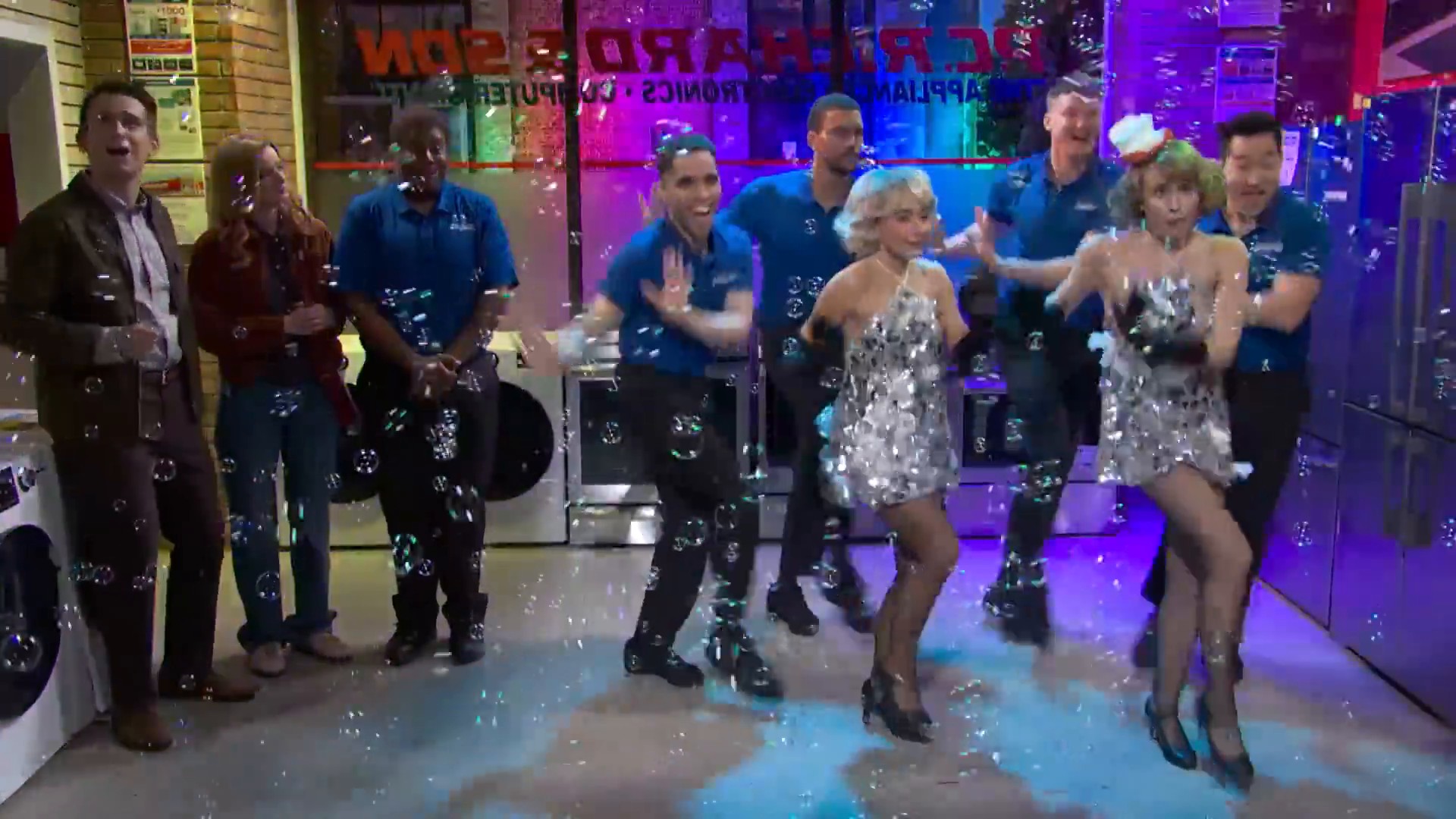 51x03-appliance-store_052.jpg 51x03-appliance-store_052.jpg