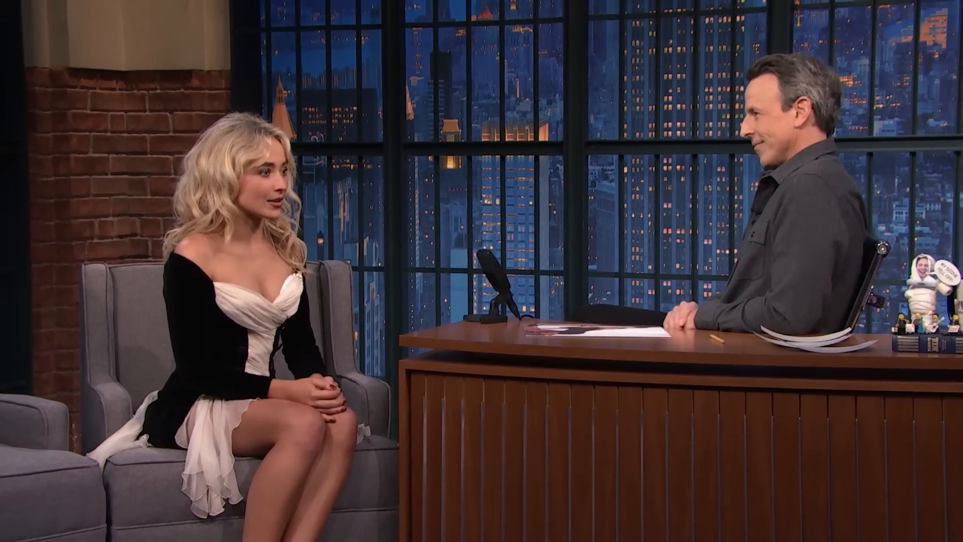 latenight-sm25-caps_106.jpg latenight-sm25-caps_106.jpg