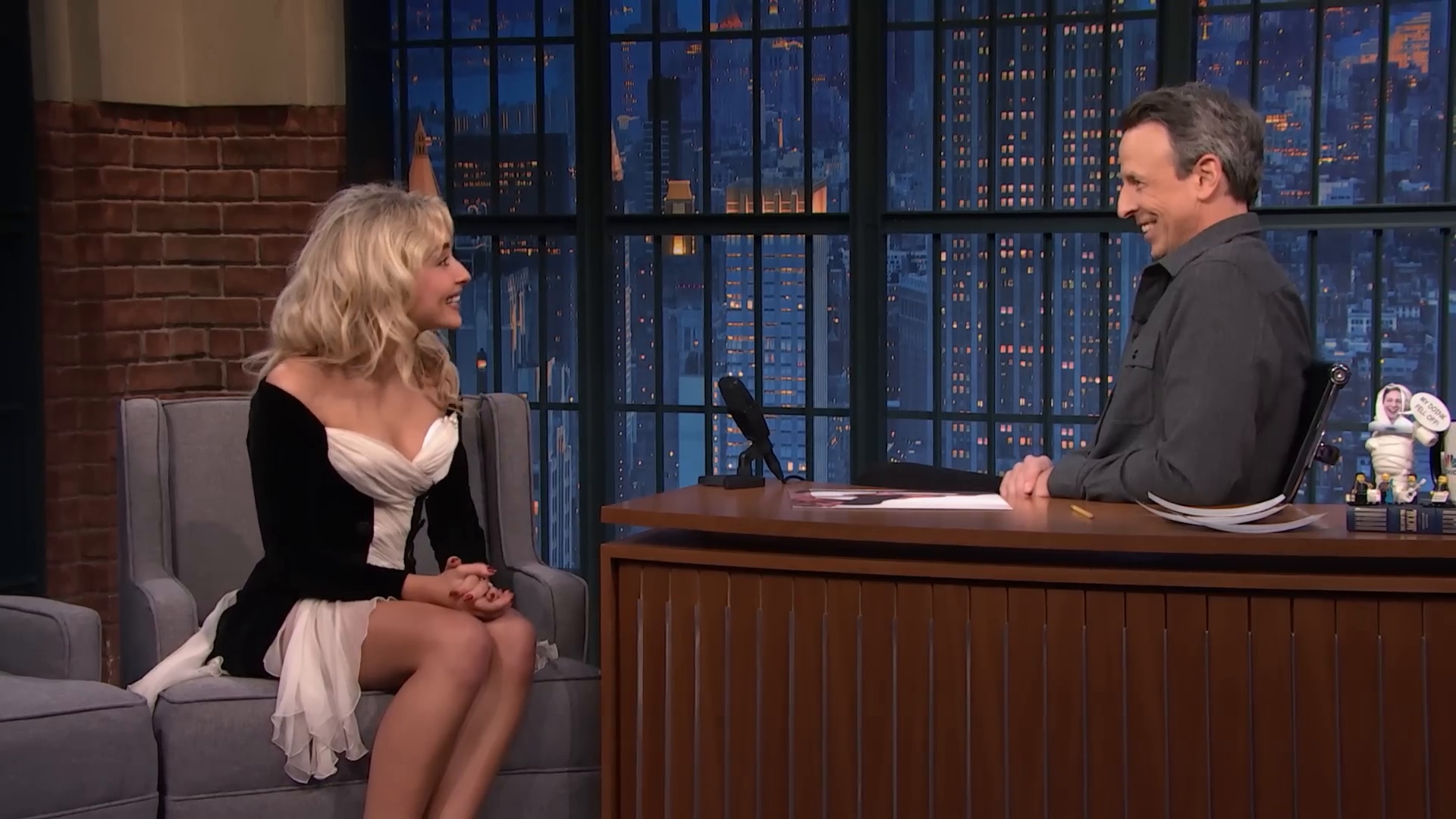 latenight-sm25-caps_107.jpg latenight-sm25-caps_107.jpg