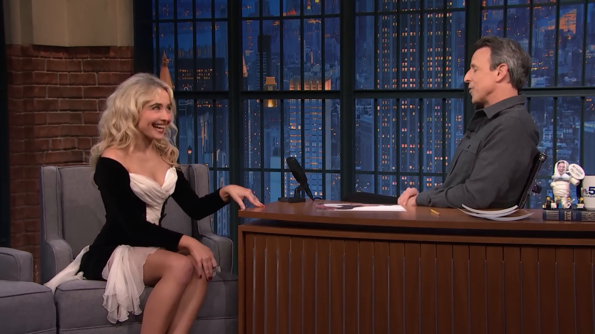 latenight-sm25-caps_112.jpg latenight-sm25-caps_112.jpg