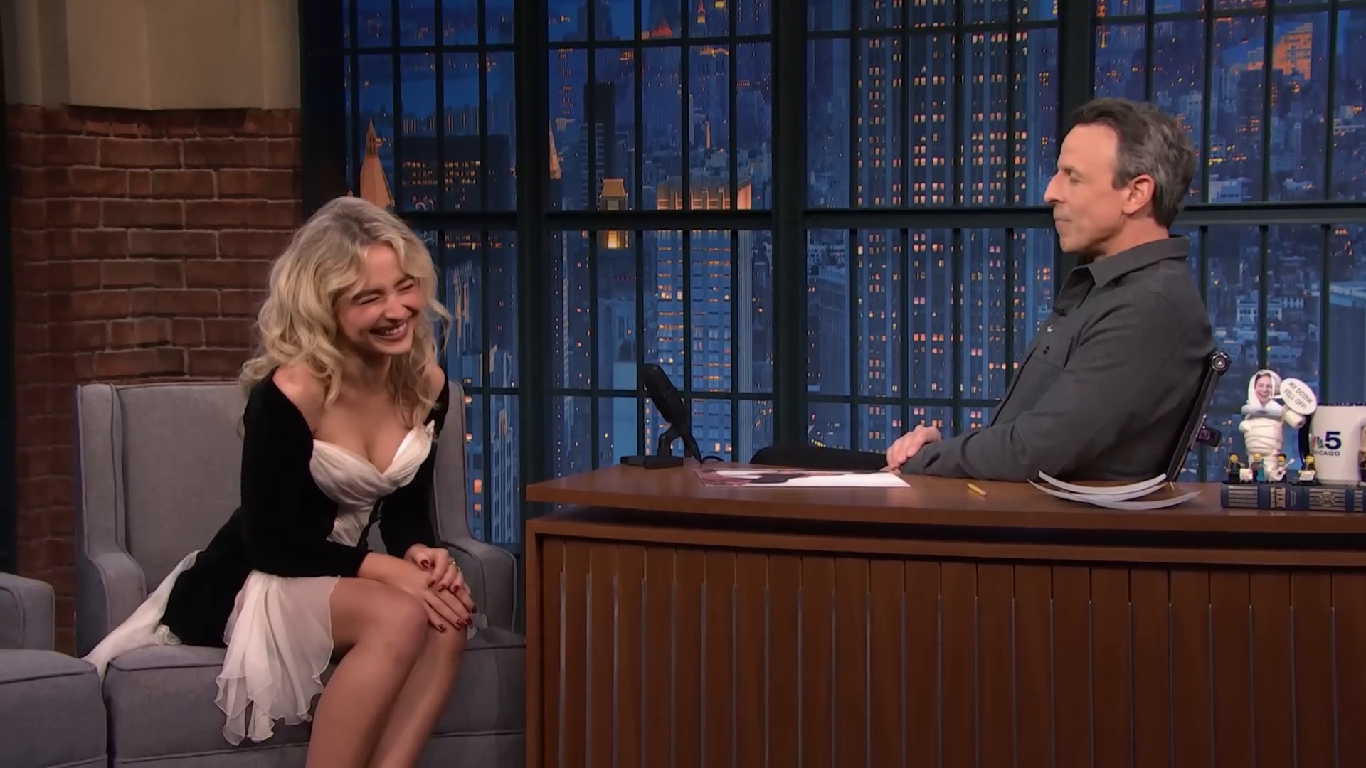 latenight-sm25-caps_125.jpg latenight-sm25-caps_125.jpg