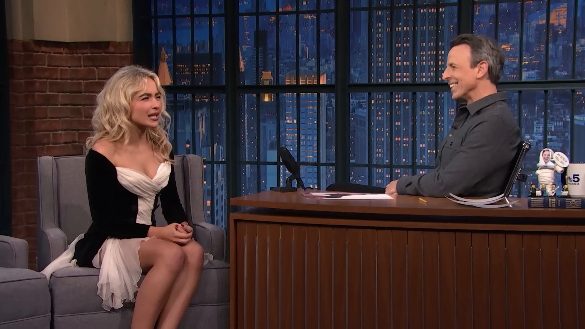 latenight-sm25-caps_128.jpg latenight-sm25-caps_128.jpg