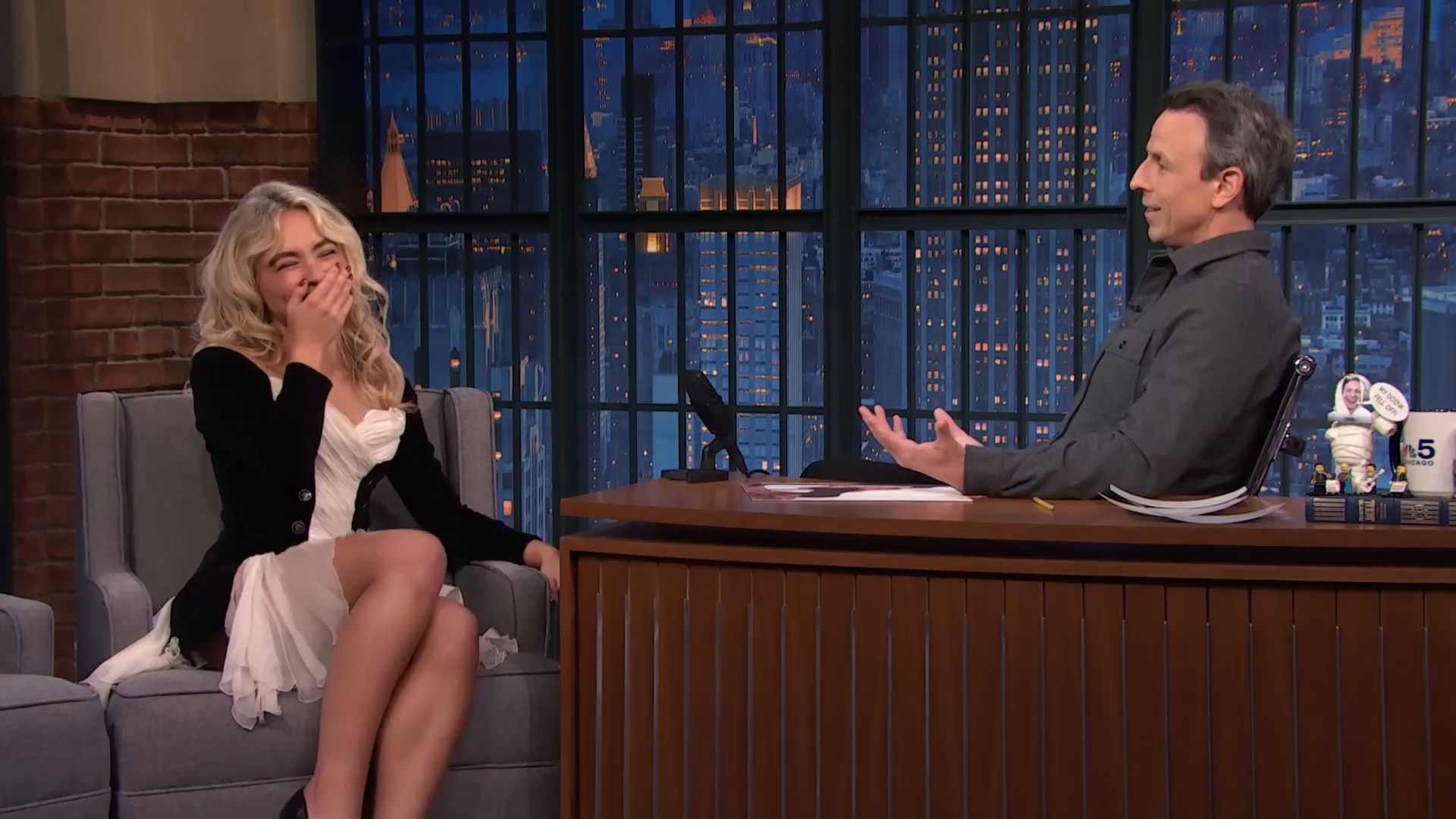 latenight-sm25-caps_130.jpg latenight-sm25-caps_130.jpg