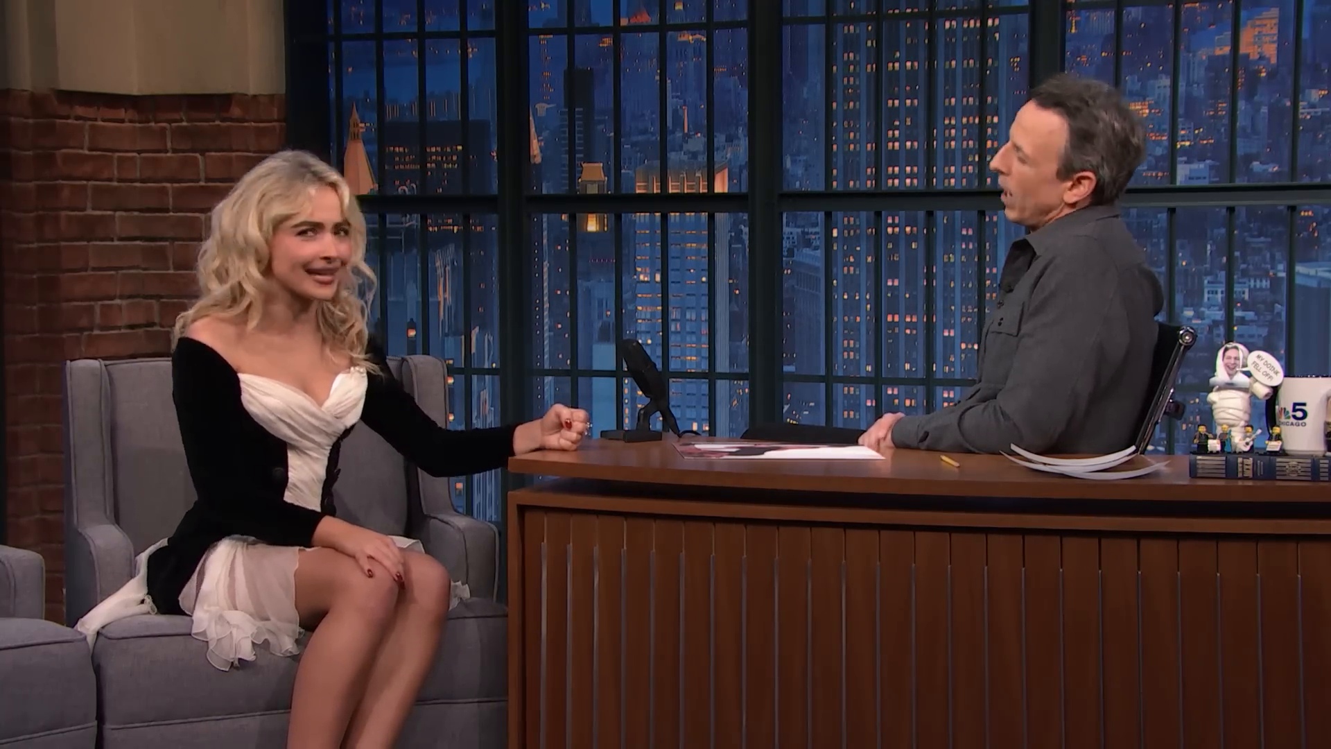 latenight-sm25-caps_135.jpg latenight-sm25-caps_135.jpg