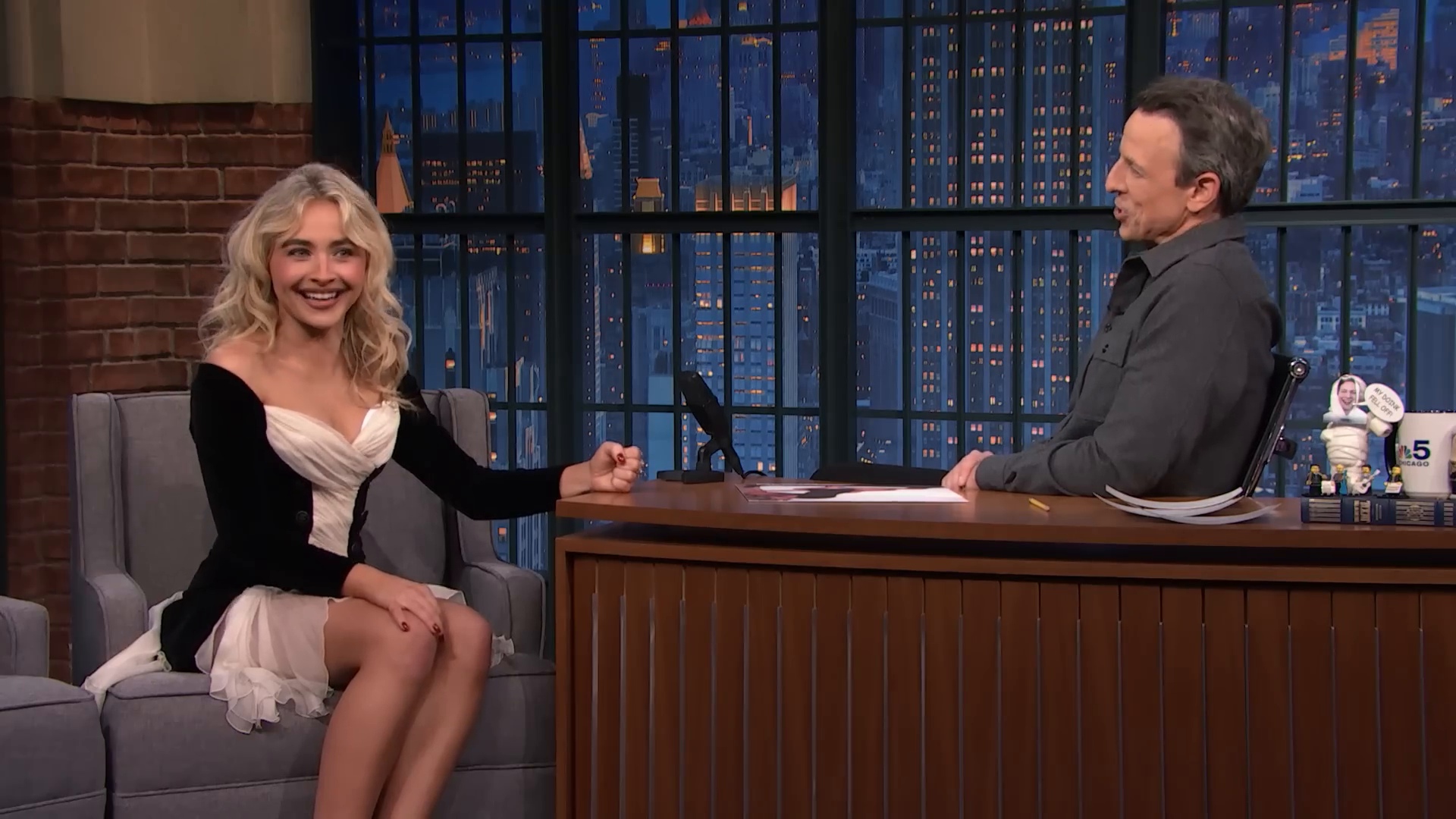 latenight-sm25-caps_136.jpg latenight-sm25-caps_136.jpg