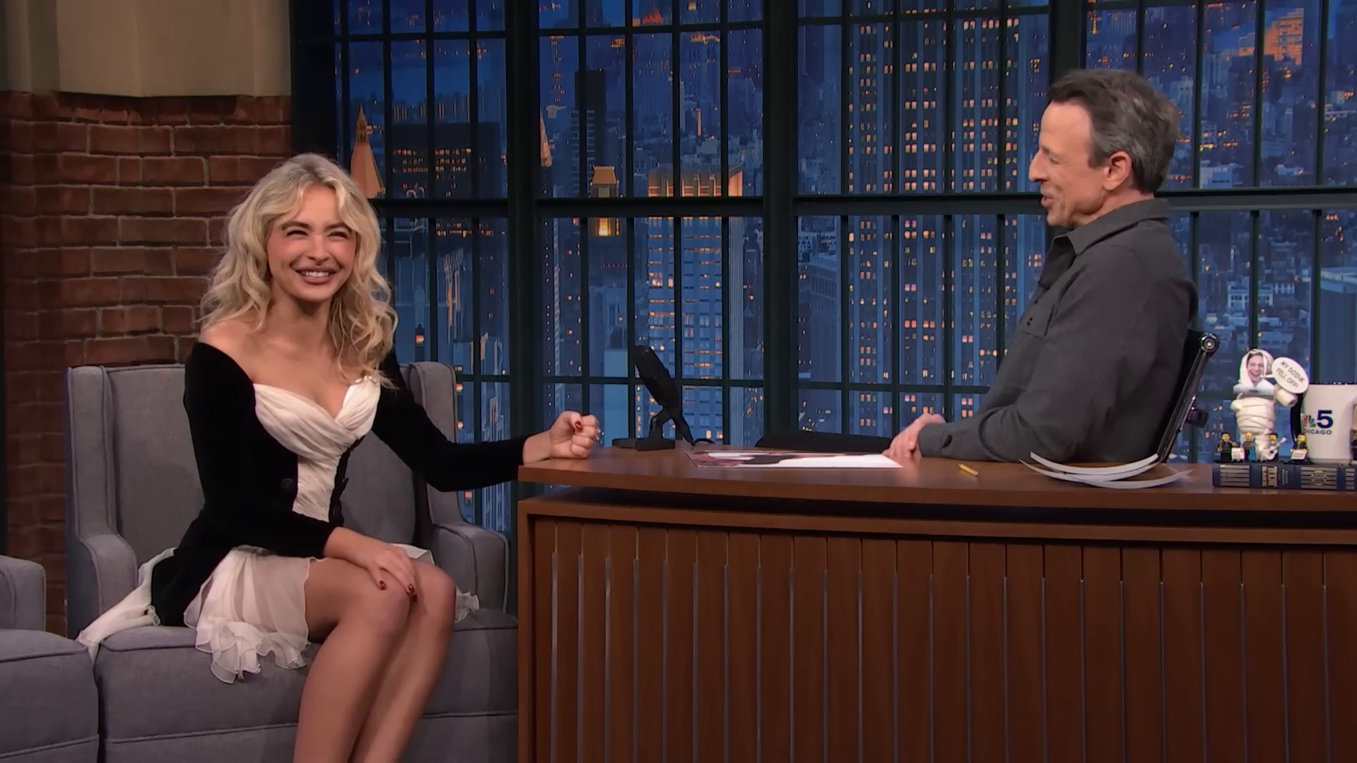 latenight-sm25-caps_137.jpg latenight-sm25-caps_137.jpg