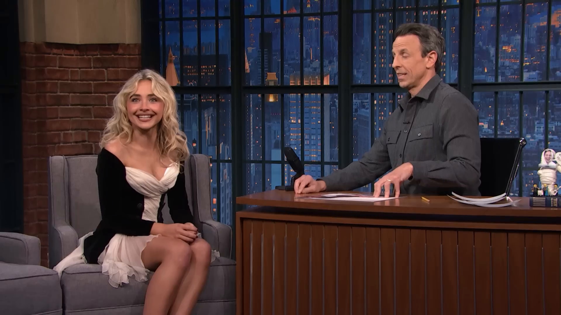 latenight-sm25-caps_147.jpg latenight-sm25-caps_147.jpg