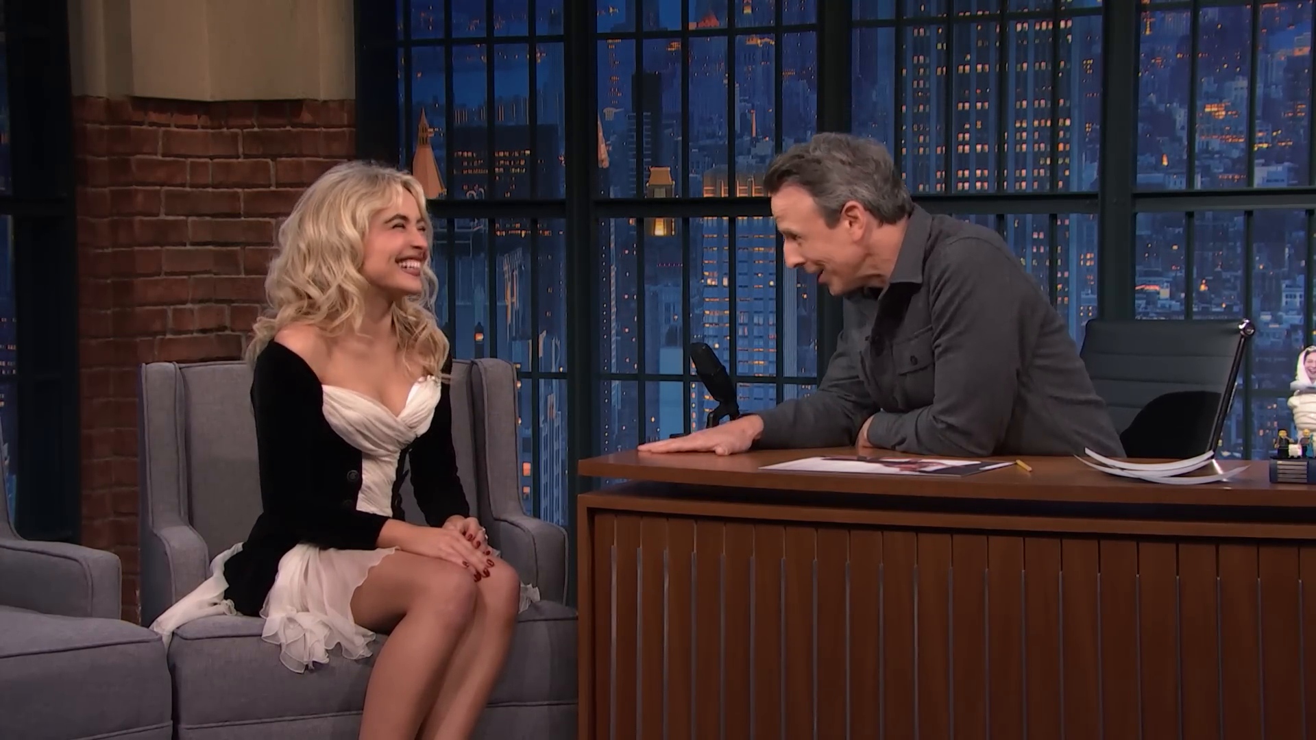 latenight-sm25-caps_159.jpg latenight-sm25-caps_159.jpg