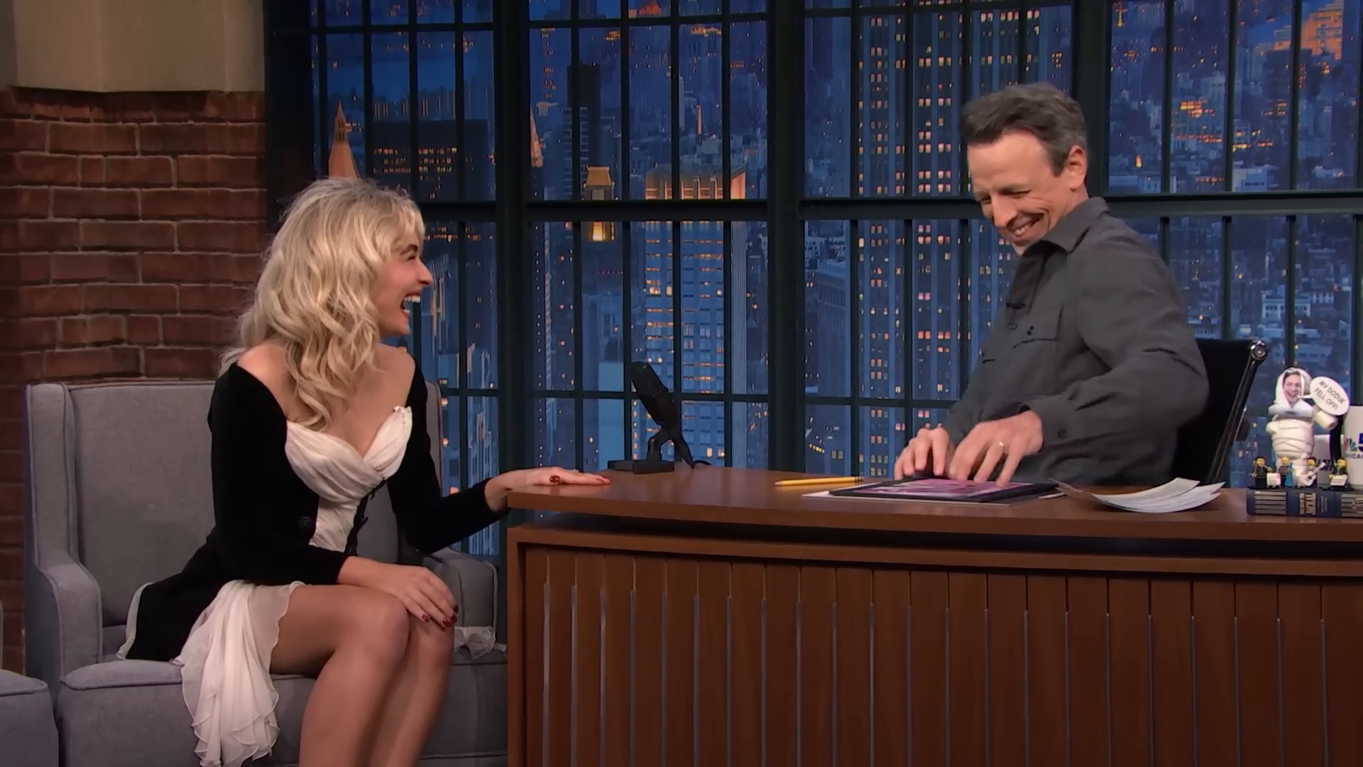 latenight-sm25-caps_239.jpg latenight-sm25-caps_239.jpg