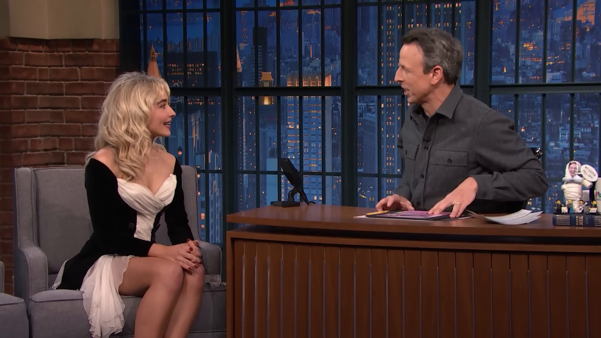 latenight-sm25-caps_243.jpg latenight-sm25-caps_243.jpg