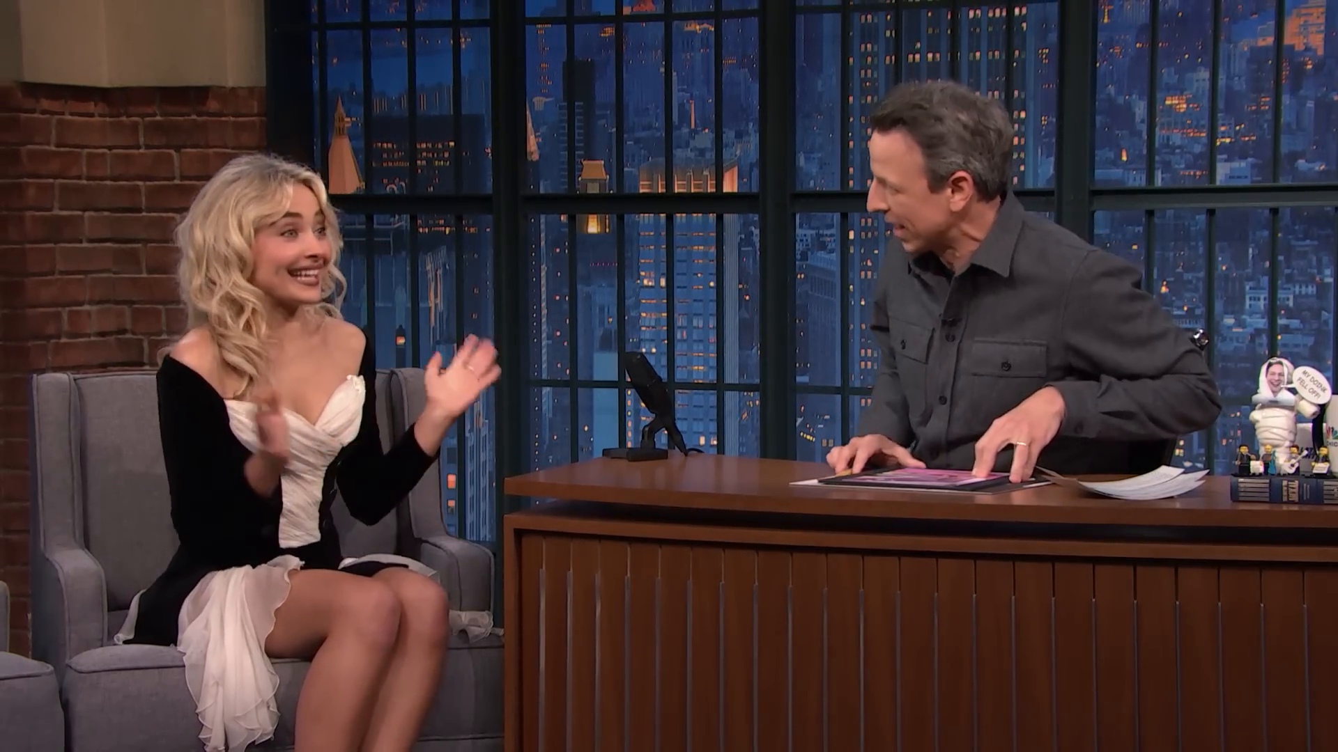 latenight-sm25-caps_244.jpg latenight-sm25-caps_244.jpg