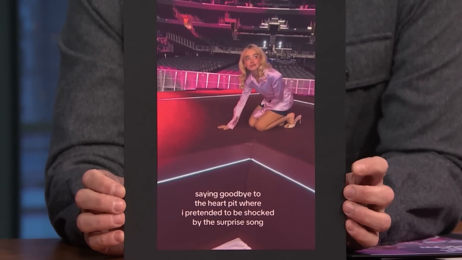 latenight-sm25-caps_252.jpg latenight-sm25-caps_252.jpg