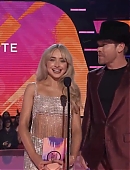 2022-amas-presenter_010.jpg