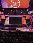 2022-amas-presenter_019.jpg