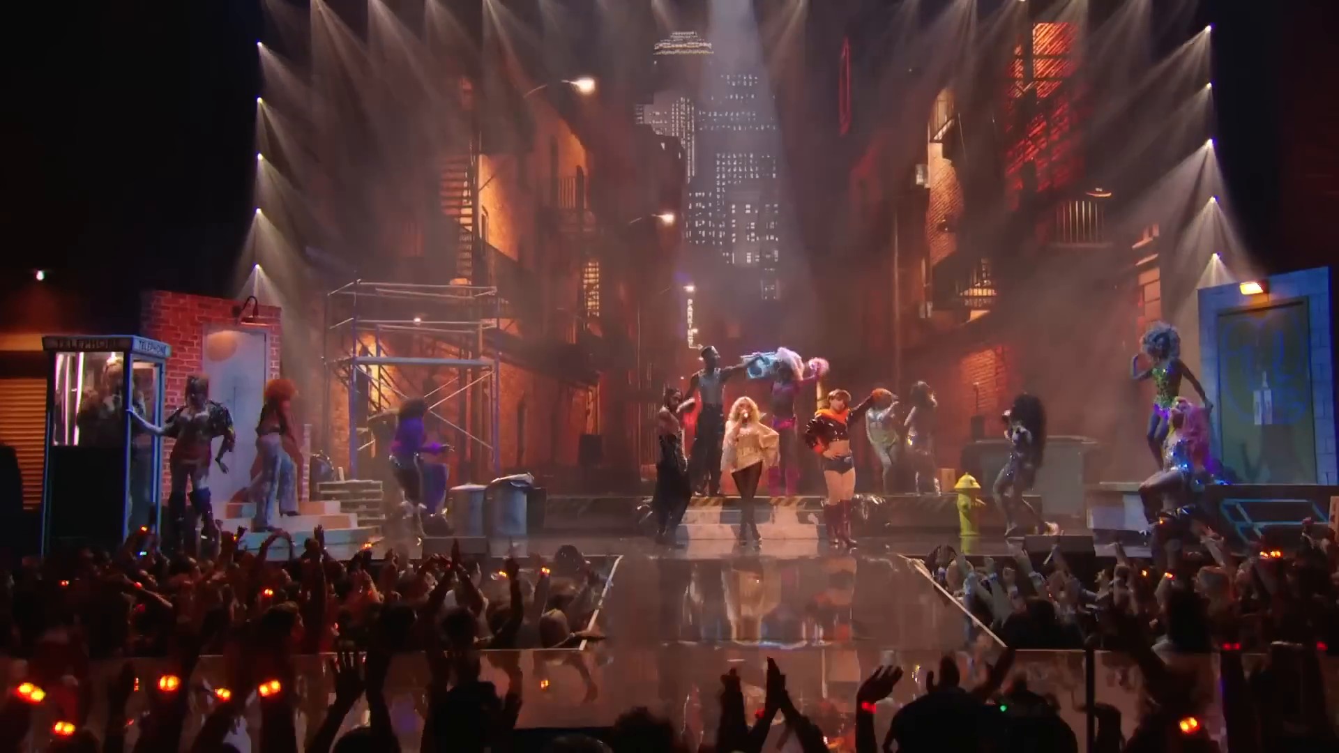 25vmas-perf-caps_026.jpg 25vmas-perf-caps_026.jpg