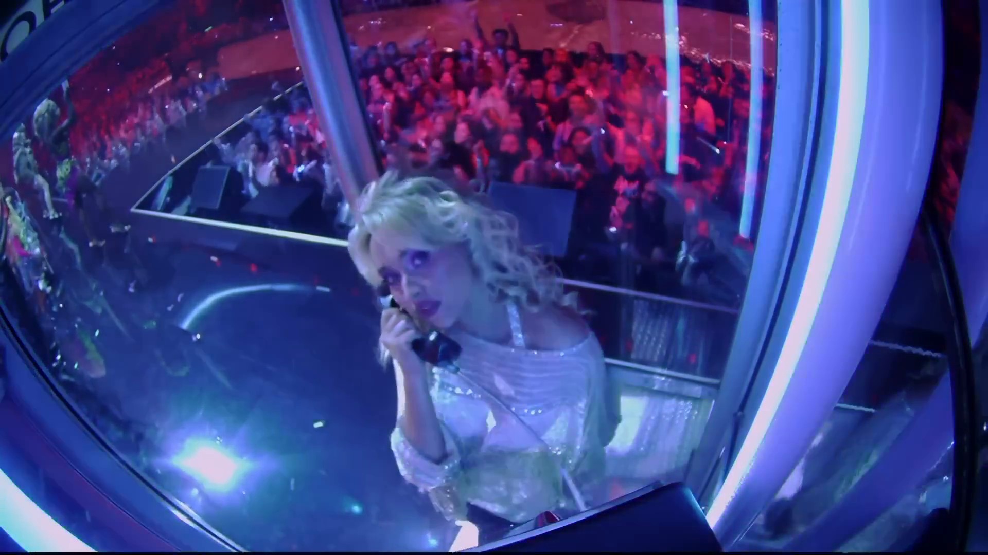 25vmas-perf-caps_062.jpg 25vmas-perf-caps_062.jpg