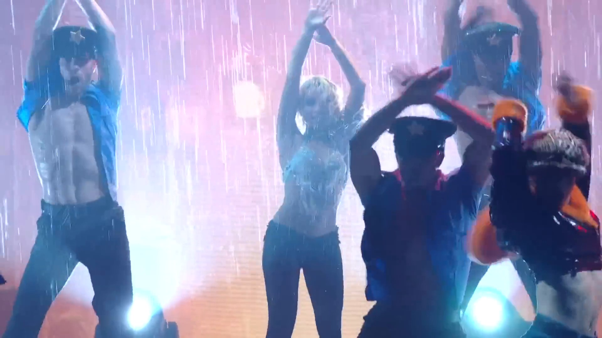 25vmas-perf-caps_086.jpg 25vmas-perf-caps_086.jpg