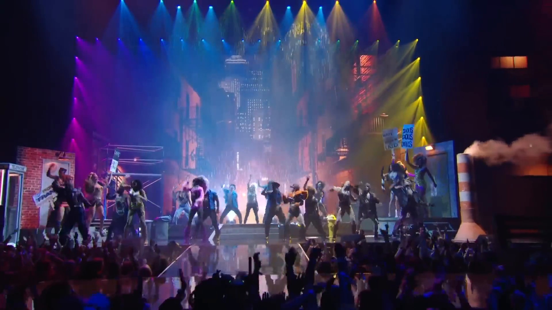 25vmas-perf-caps_089.jpg 25vmas-perf-caps_089.jpg