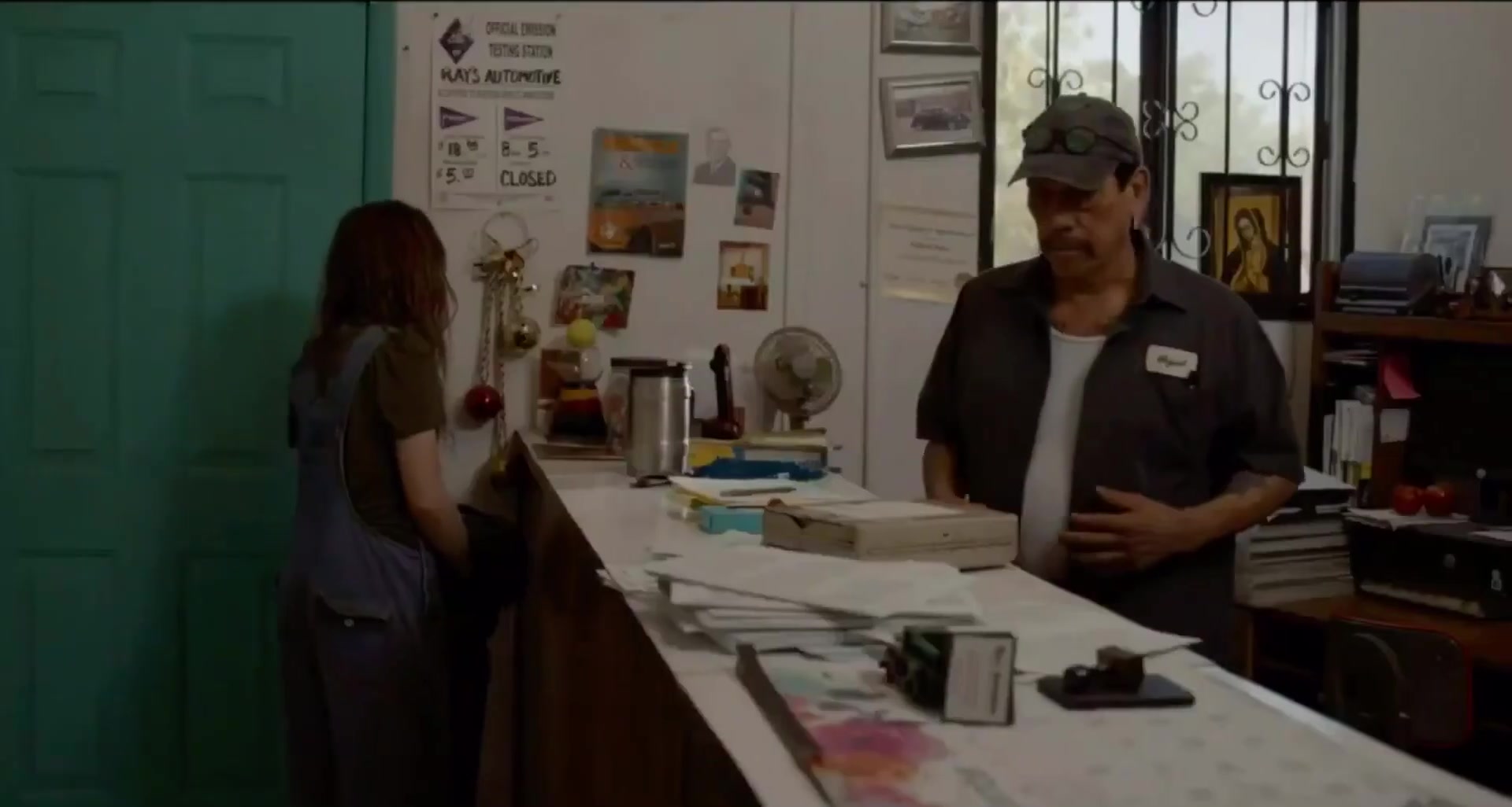 tshotlr-bloopers-vid_102.jpg tshotlr-bloopers-vid_102.jpg