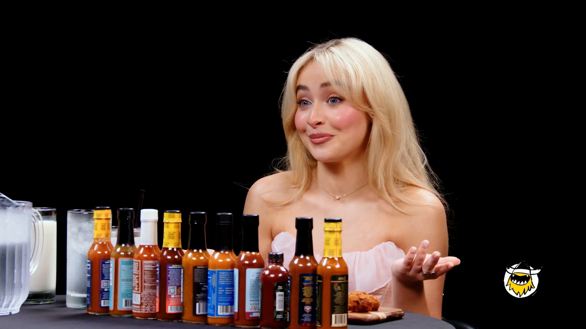 hot-ones-caps_045.jpg hot-ones-caps_045.jpg