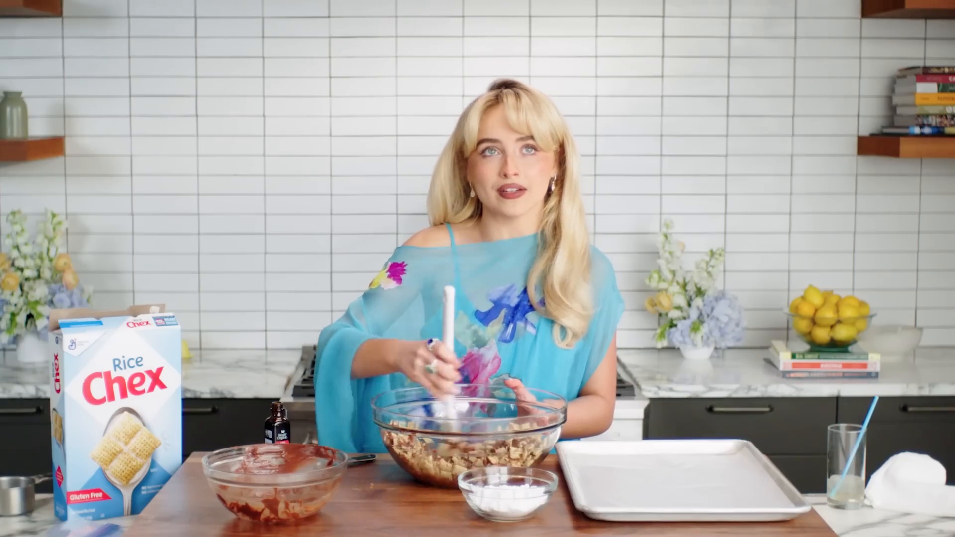 vogue-now-serving-caps_083.jpg vogue-now-serving-caps_083.jpg