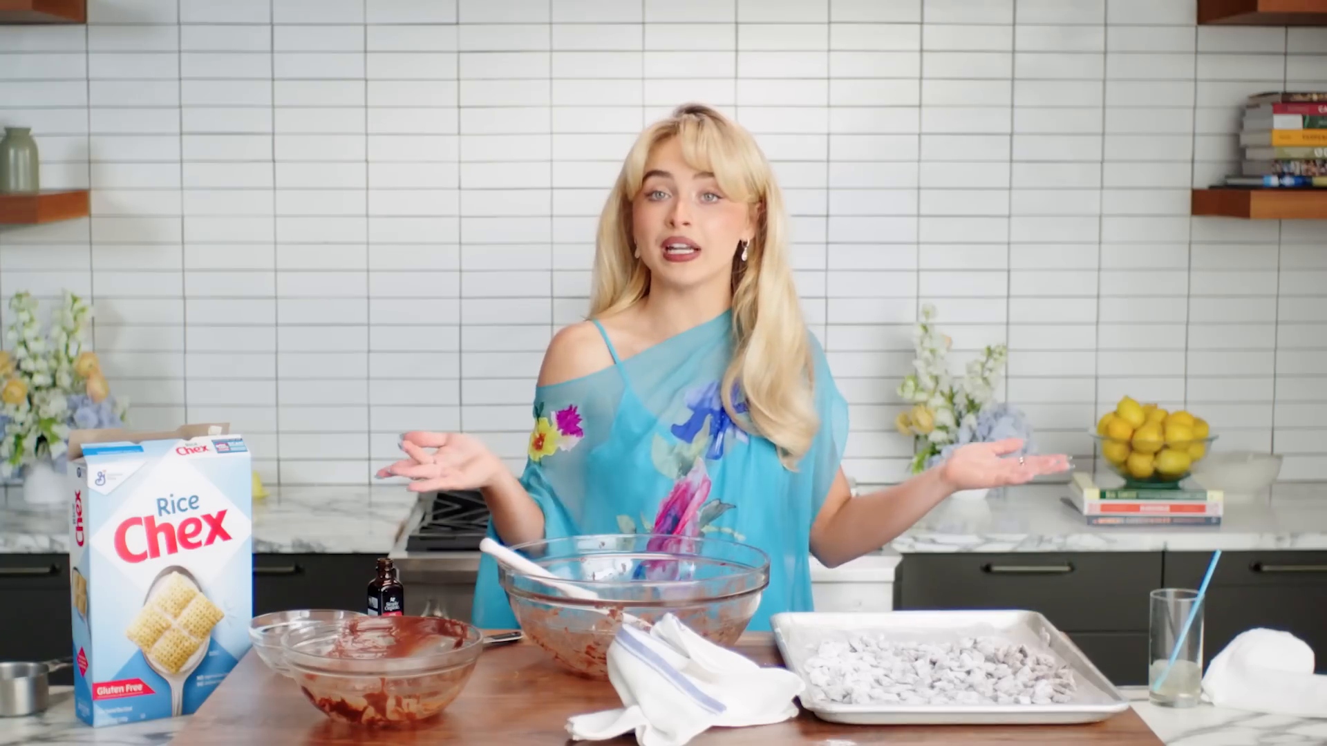 vogue-now-serving-caps_090.jpg vogue-now-serving-caps_090.jpg